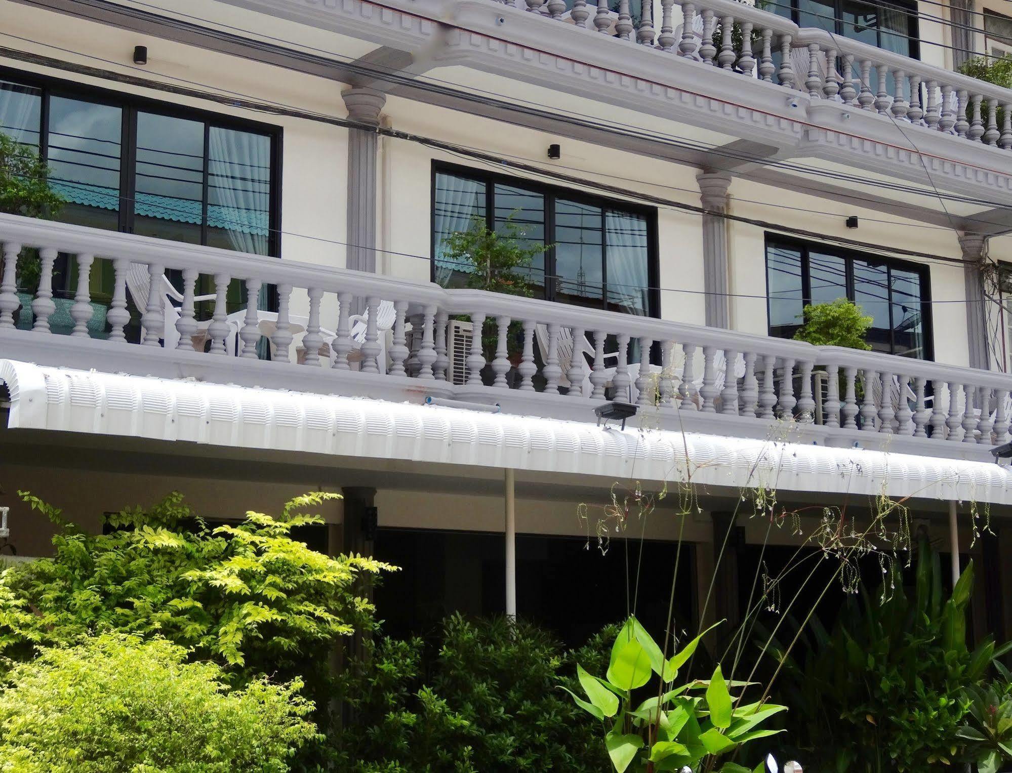 The Beach Cha Am Guest House Ча-Ам Экстерьер фото
